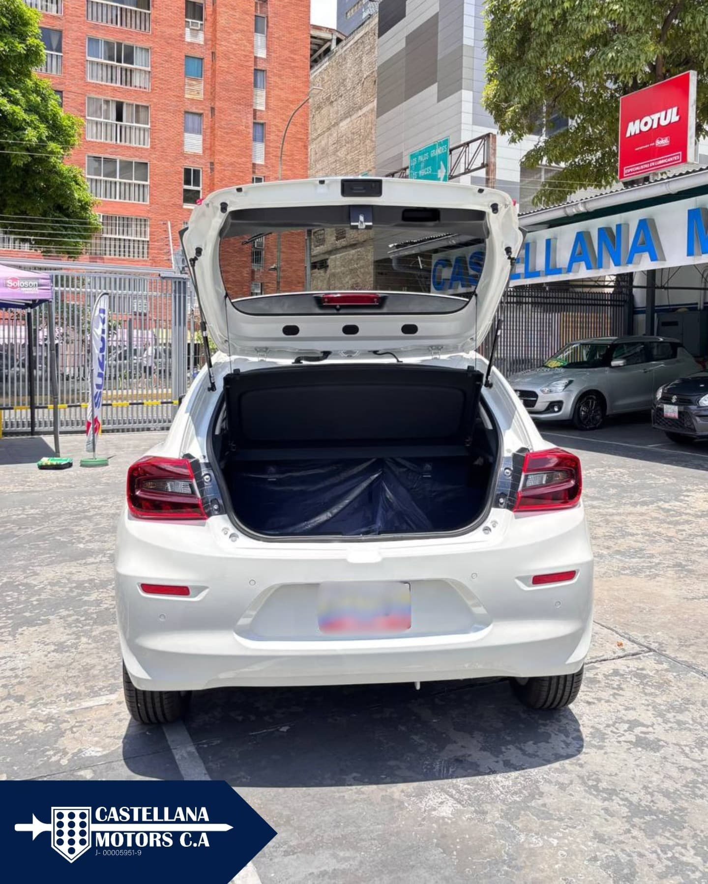 Suzuki Baleno 2025 Blanco