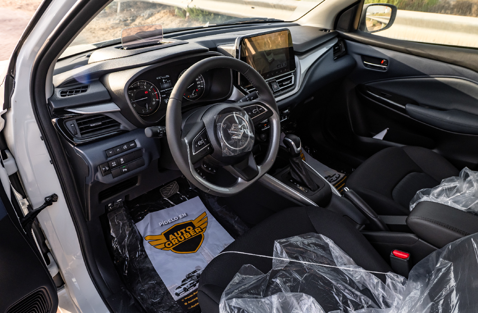 Suzuki Baleno 2025 Blanco Caracas