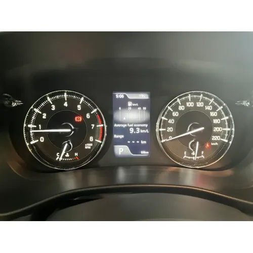 Suzuki Baleno 2026 Gris Caracas