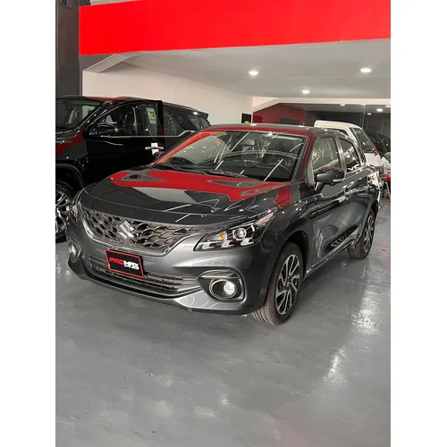Suzuki Baleno 2025 Gris Caracas
