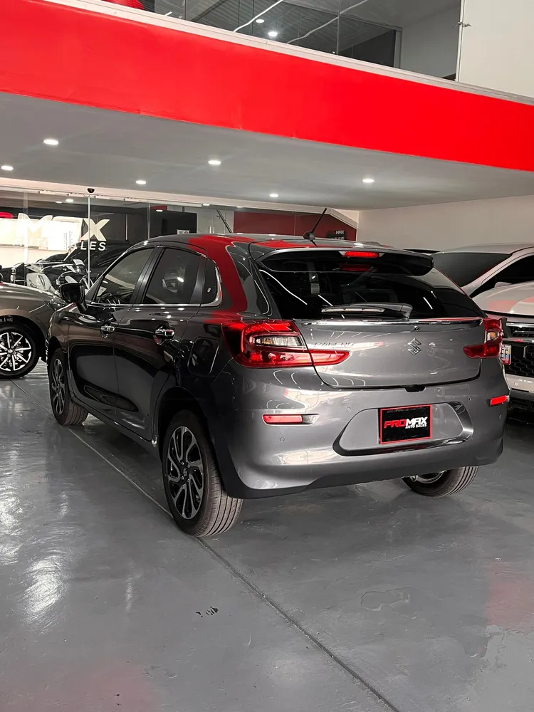 Suzuki Baleno 2025 Gris Caracas