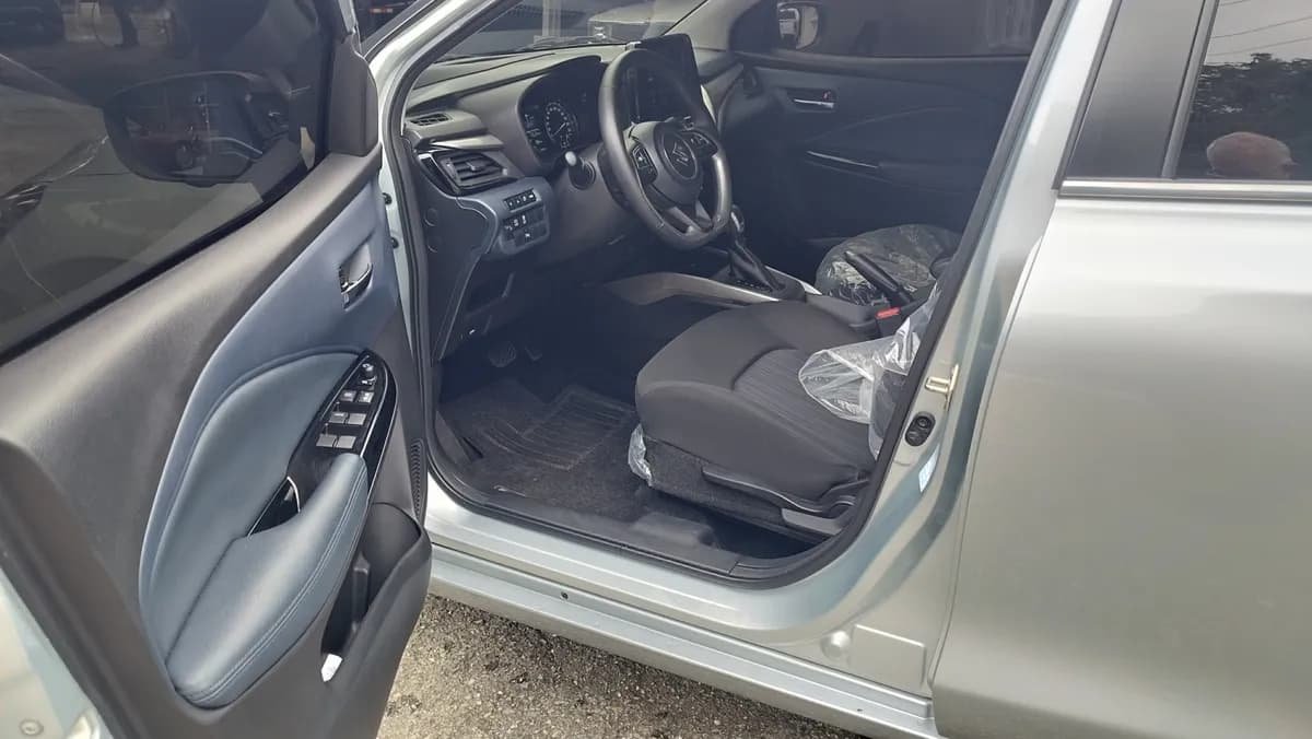 Suzuki Baleno Automático 2024 Plateado