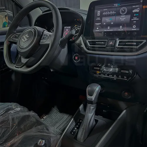 Suzuki Baleno GLX 2026 Gris Caracas