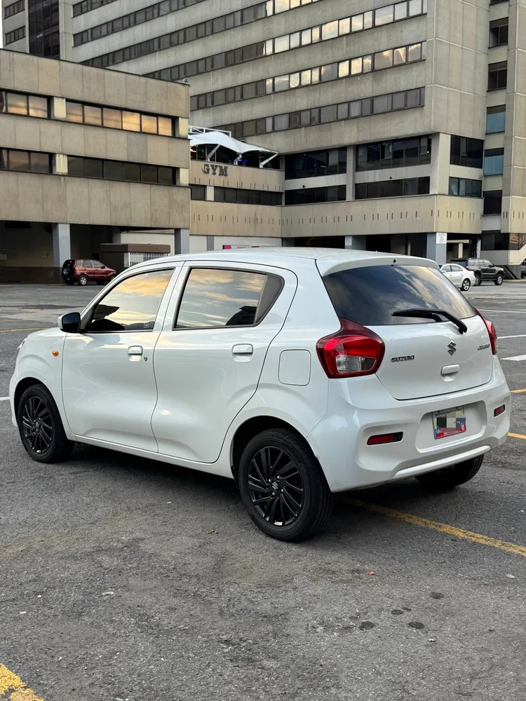 Suzuki Celerio 2024 Blanco Caracas