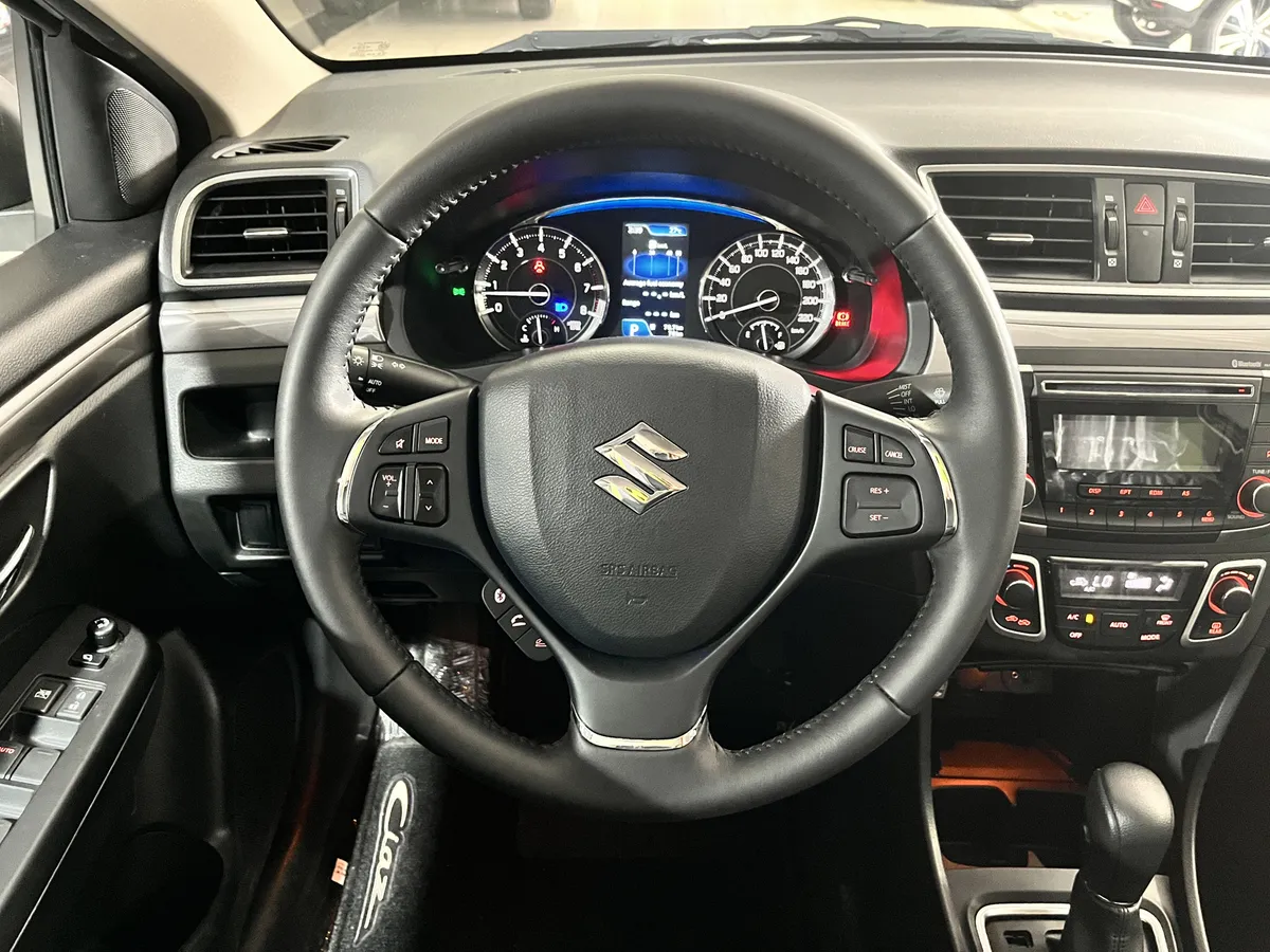 Suzuki Ciaz 2025 Blanco Caracas