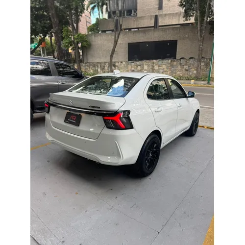 Suzuki Dzire 2025 Blanco Caracas