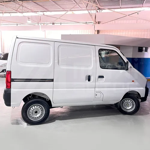 Suzuki EECO 2026 Plateado Caracas