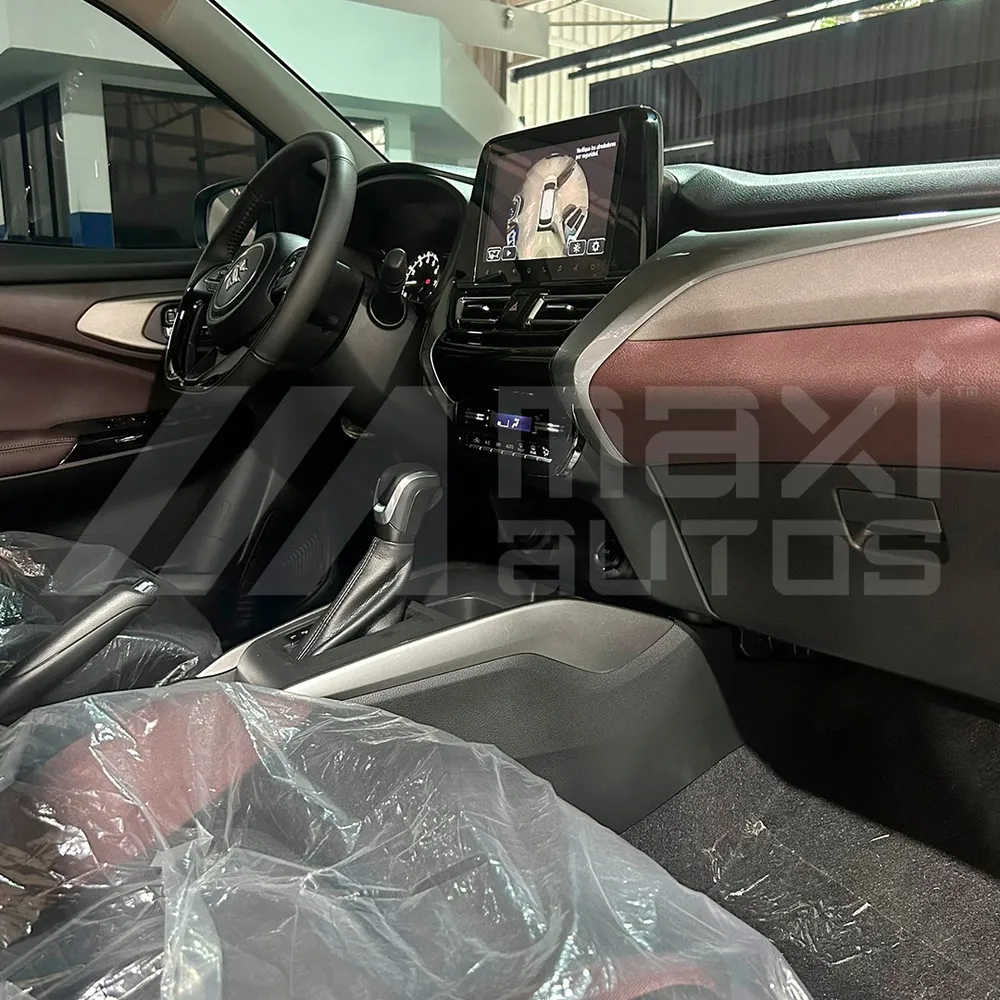 Suzuki Fronx 2026 Gris Caracas