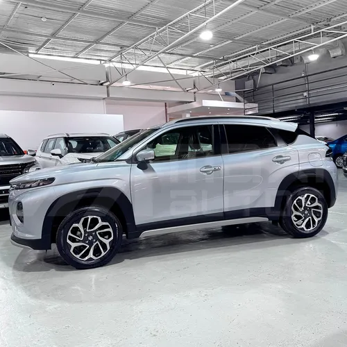 Suzuki Fronx 2026 Gris Caracas