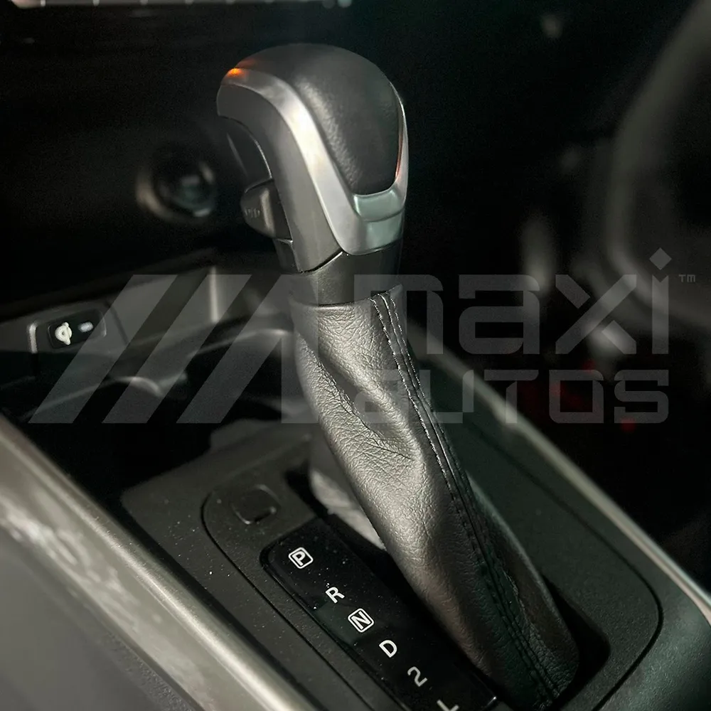 Suzuki Fronx 2026 Gris Caracas