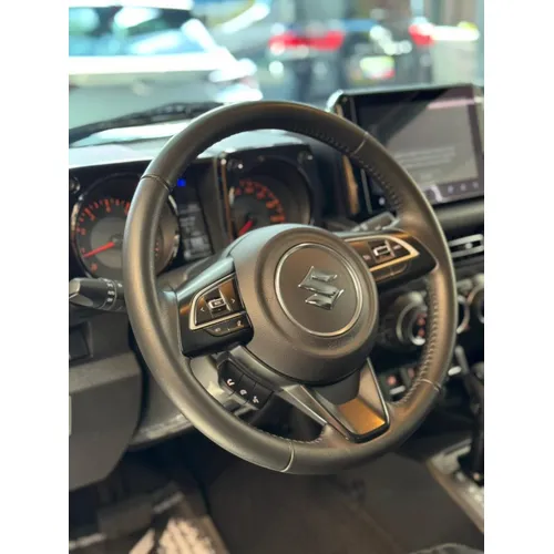 Suzuki Jimny 2025 Plateado Caracas
