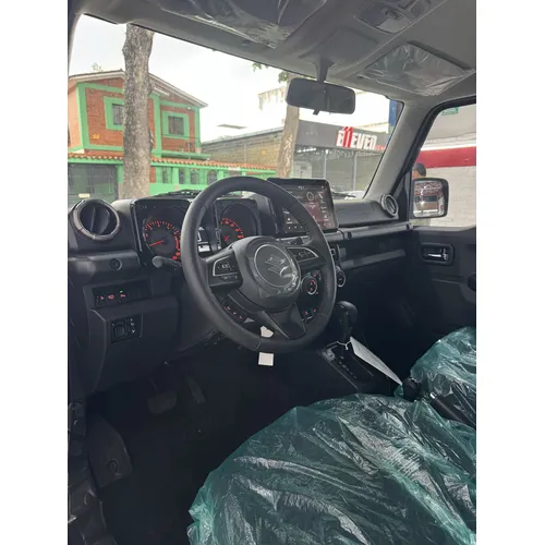 Suzuki Jimny 2026 Gris Caracas