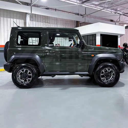 Suzuki Jimny 2025 Verde Caracas
