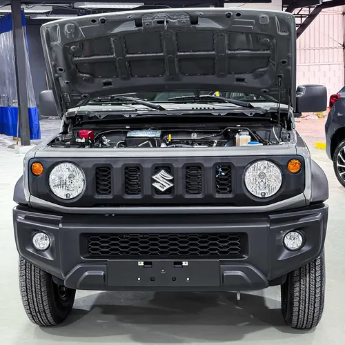 Suzuki Jimny 2026 Gris Caracas