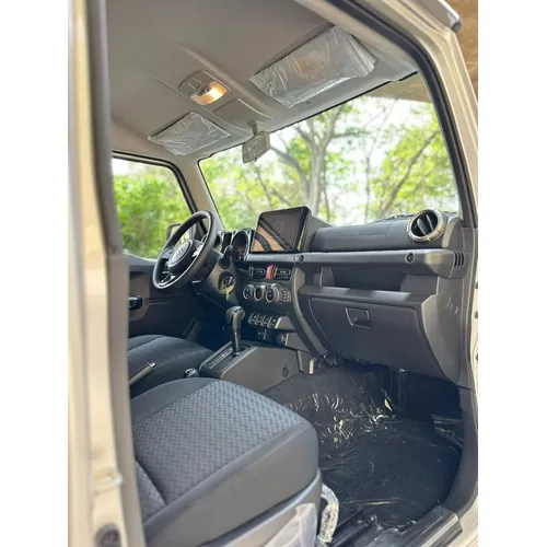 Suzuki Jimny GLX 2026 Plateado Caracas