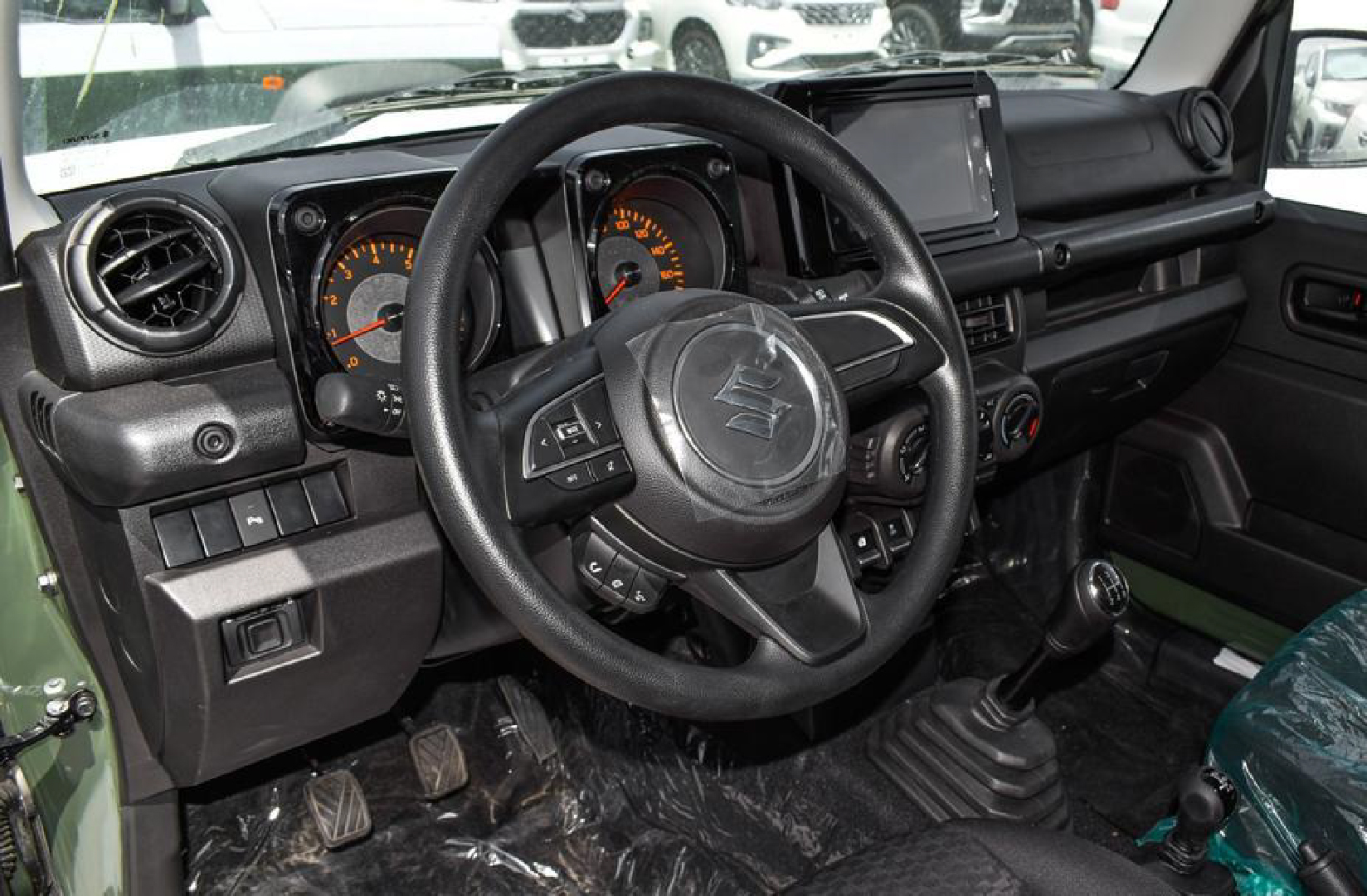 Suzuki Jimny GL 2026 Gris Caracas