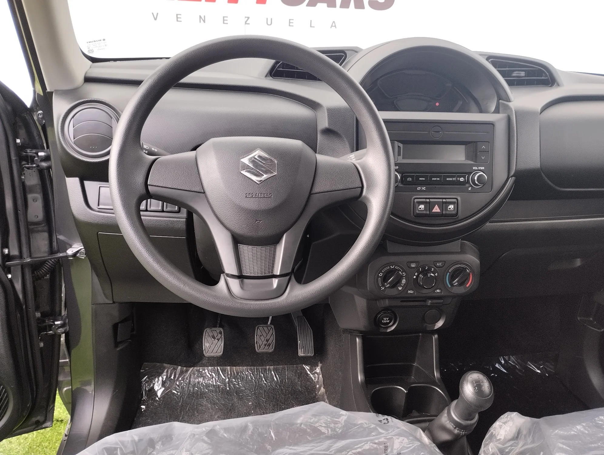 Suzuki S-Presso 2025 Naranja Caracas