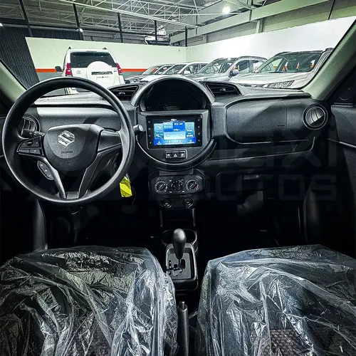 Suzuki S-PRESSO 2026 Gris Caracas