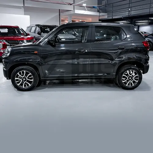 Suzuki S-PRESSO 2026 Gris Caracas