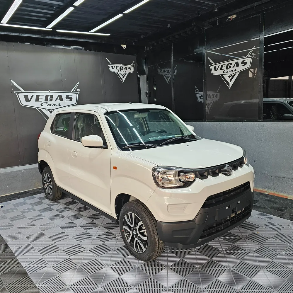 Suzuki S-PRESSO GLX 2024 Blanco Caracas