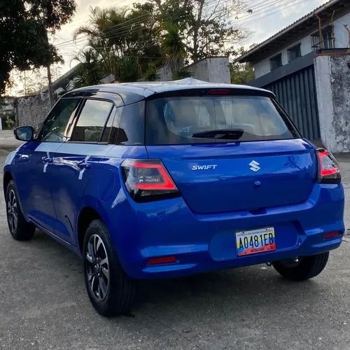 Suzuki Swift 2026 Azul Caracas