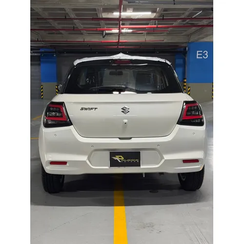 Suzuki Swift 2025 Blanco Caracas