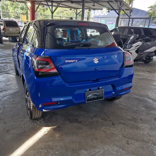 Suzuki Swift 2026 Azul Caracas
