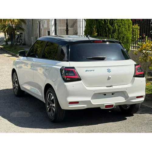 Suzuki Swift 2026 Blanco Caracas
