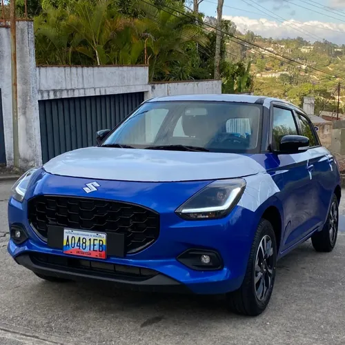 Suzuki Swift 2026 Azul Caracas