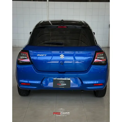 Suzuki Swift GLX 2025 Azul Caracas
