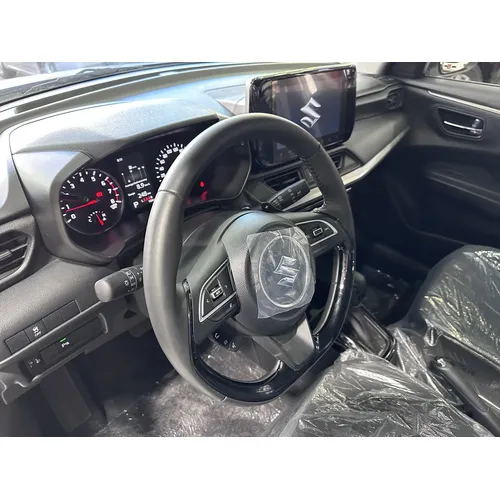 Suzuki Swift 2026 Plateado Caracas