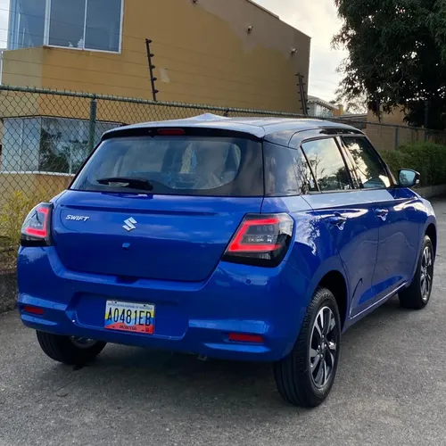 Suzuki Swift 2026 Azul Caracas
