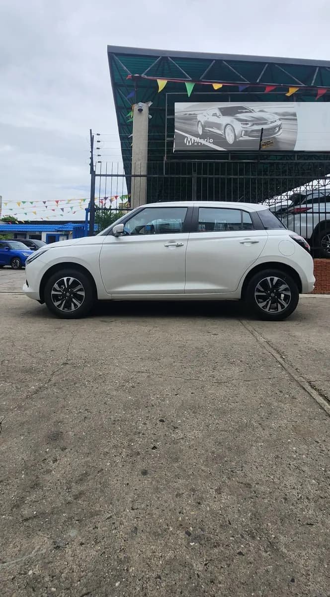 Suzuki Swift Automático 2025 – 0 km