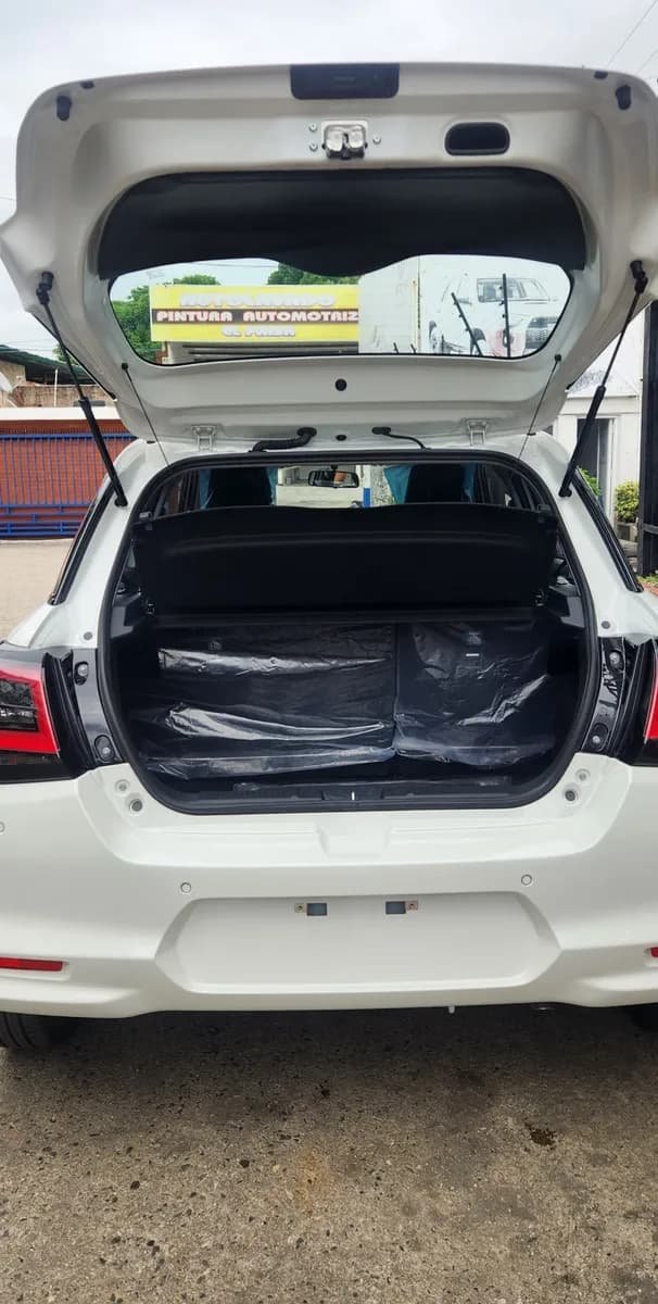 Suzuki Swift Automático 2025 – 0 km
