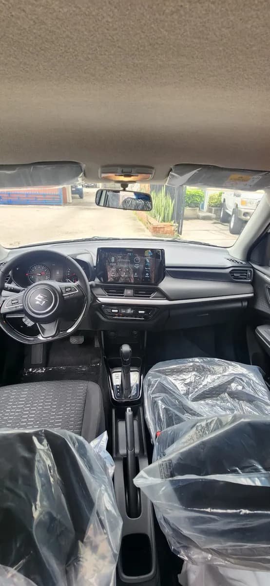 Suzuki Swift Automático 2025 – 0 km
