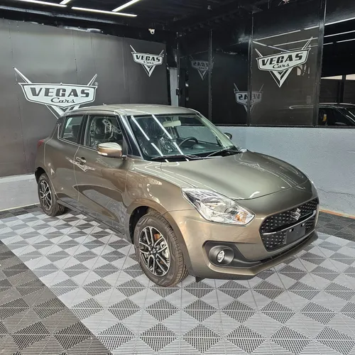 Suzuki Swift GLX 2024 Gris Valencia