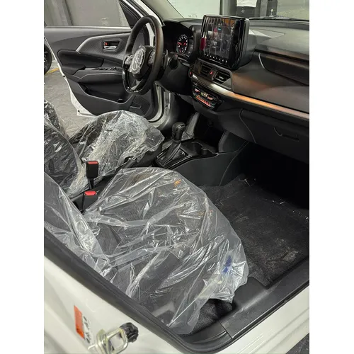 Suzuki Swift GLX 2026 Blanco Caracas