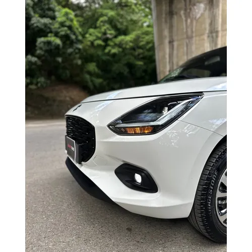 Suzuki Swift GLX 2025 Blanco Caracas