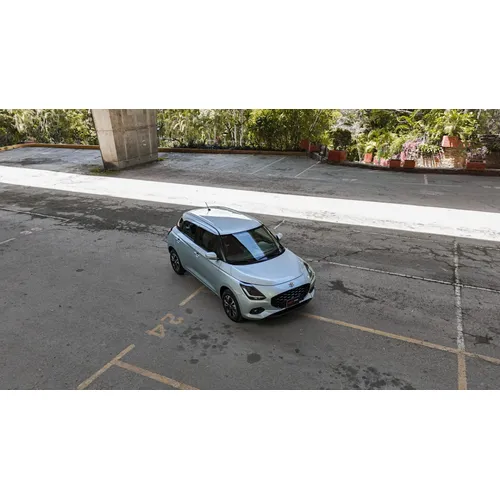 Suzuki Swift GLX 2026 Plateado Caracas