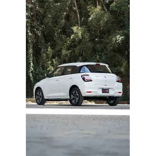 Suzuki Swift GLX 2026 Blanco Caracas