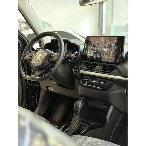 Suzuki Swift GLX 2026 Negro Caracas