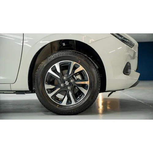 Suzuki Swift GLX 2026 Blanco Caracas