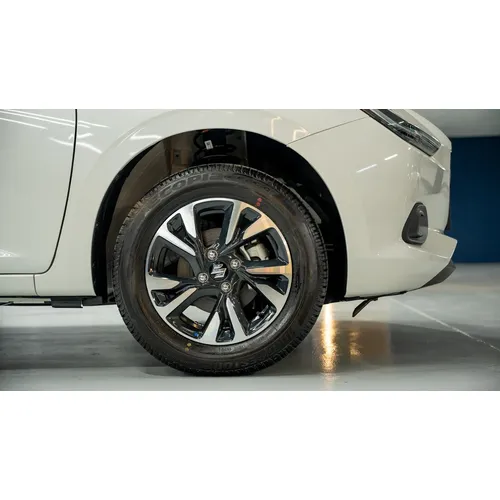 Suzuki Swift GLX 2026 Blanco Caracas
