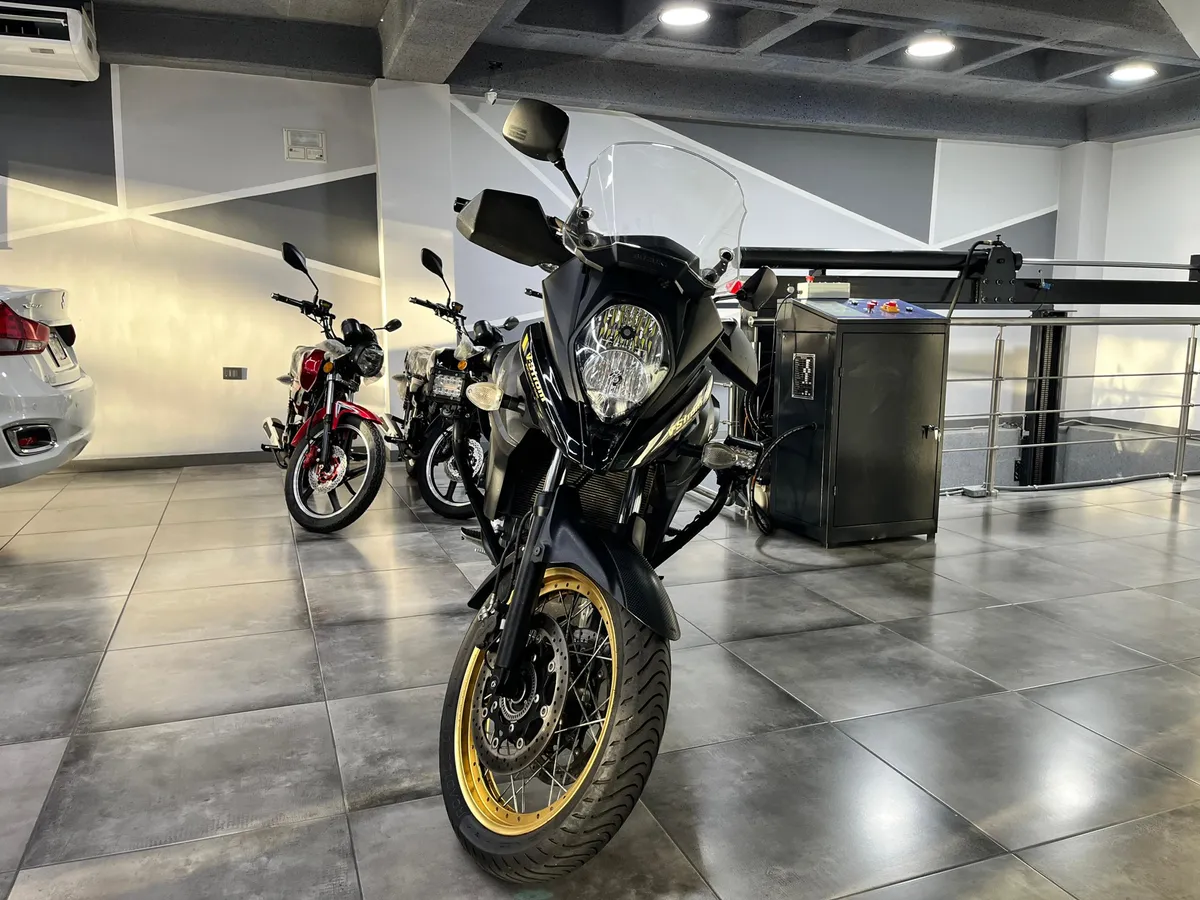 Suzuki V-Strom 650 ABS 2021 Negro Caracas