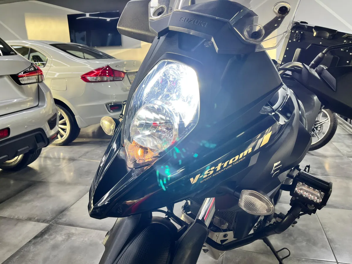 Suzuki V-Strom 650 ABS 2021 Negro Caracas