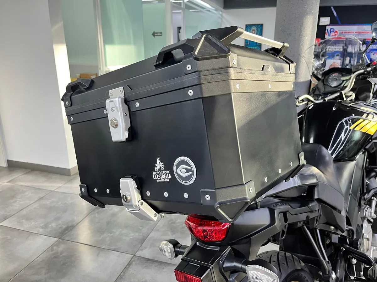 Suzuki V-strom 650 ABS 2021 negro4
