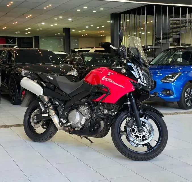 Suzuki V-strom Dl 1000 negro1