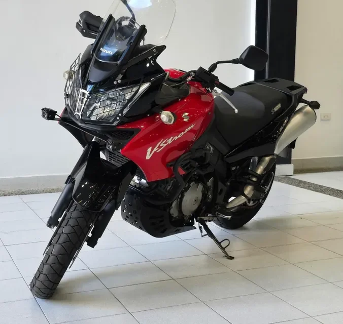 Suzuki V-strom Dl 1000 negro3