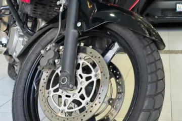 Suzuki V-strom Dl 1000 negro6