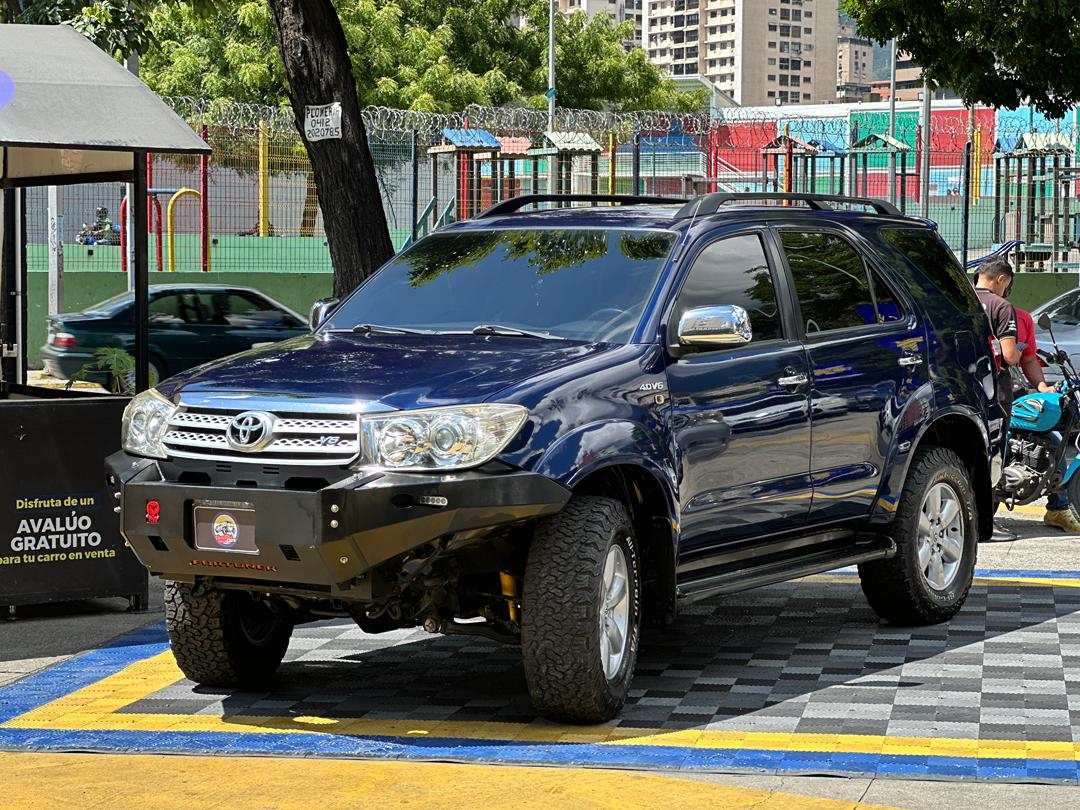 Toyota Fortuner 2011 Azul Caracas